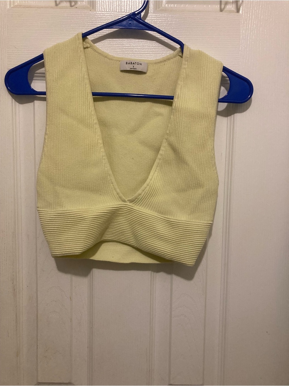 Babaton Pale Yellow V-Neck Knit Crop Tank